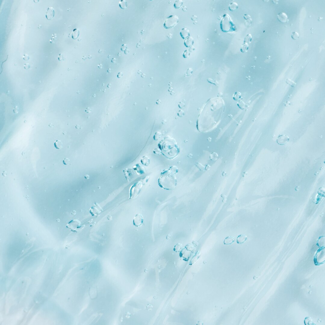 NEM-ambiance-texture-gel-bleu-shutterstock_1584676090-1080x1080.jpg